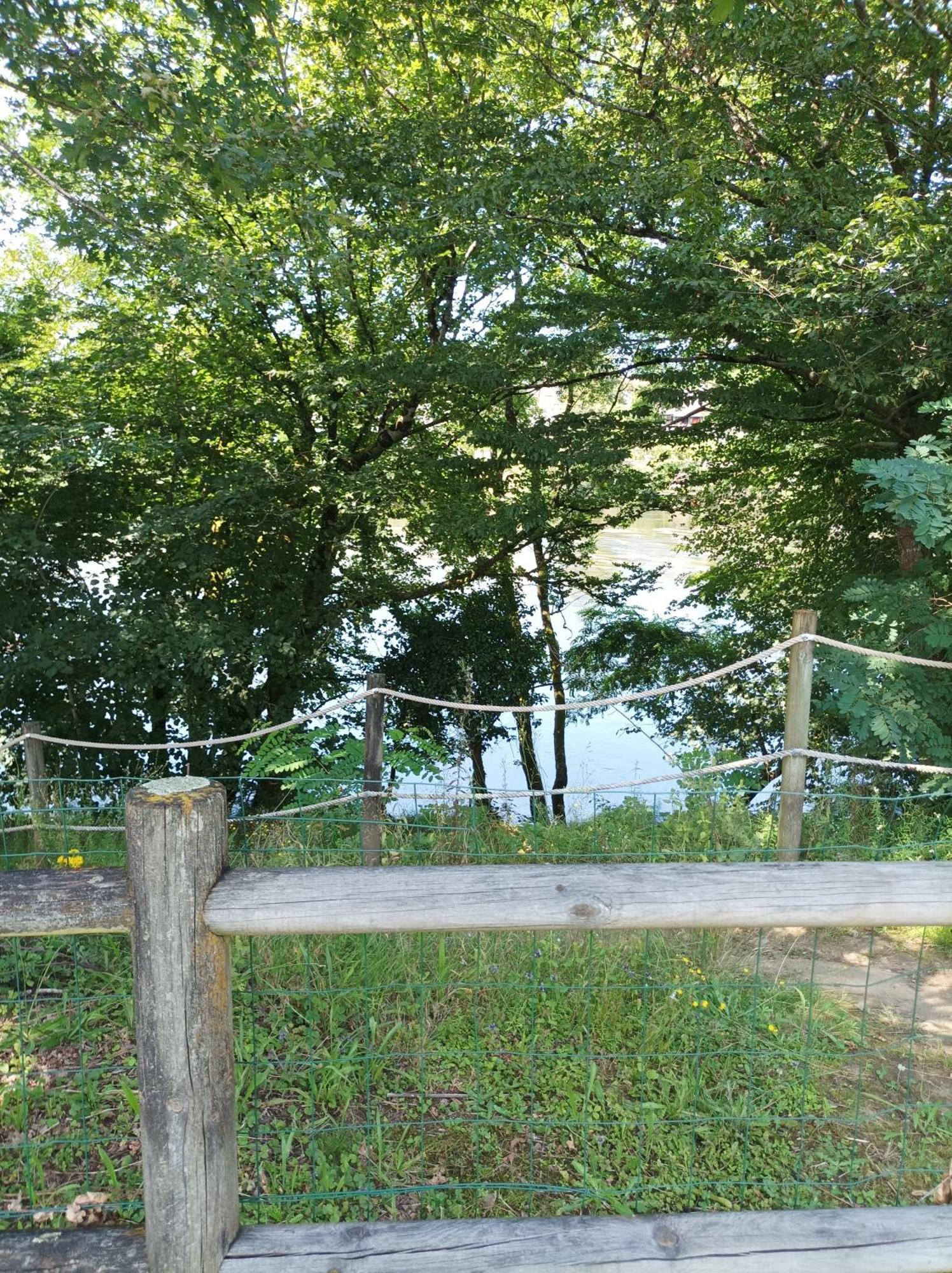 Апартаменты Au Pied De La Dordogne Аржанта Экстерьер фото